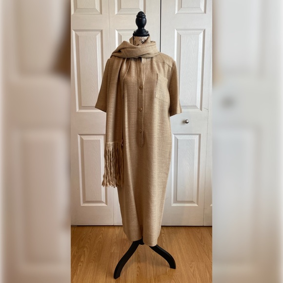 Vintage Dresses & Skirts - Vintage Silk blend dress